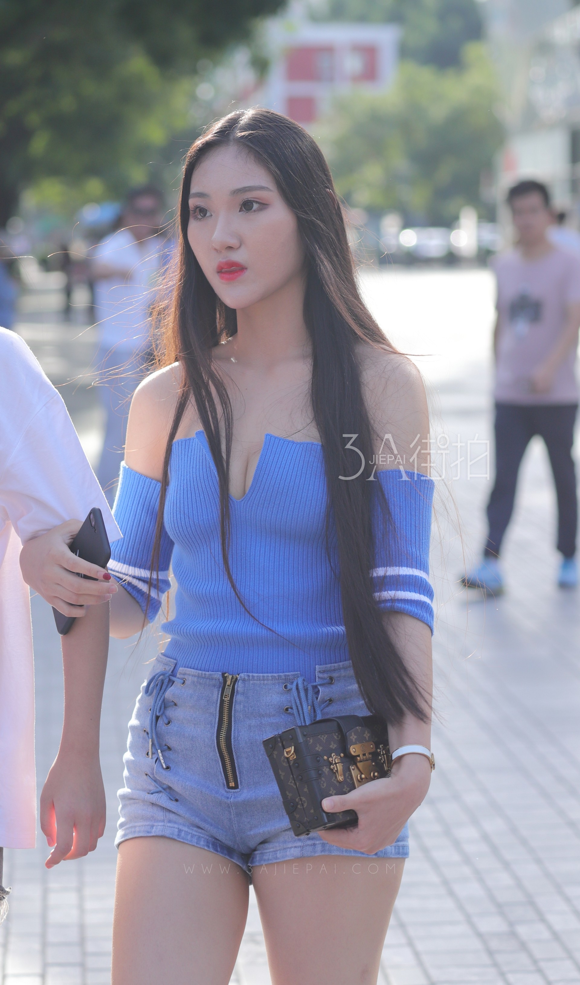 14041191332161.jpg