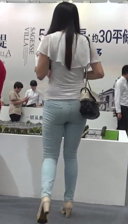 【视频】一位如花似玉的极品优雅装扮圆臀女孩[TQ-8OWW]