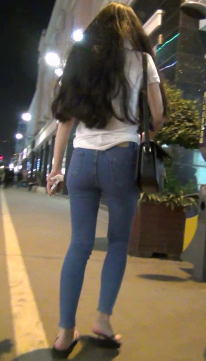 【视频】偶遇出尘脱俗的小清新清雅装束大长腿女孩[OS-C5H1]