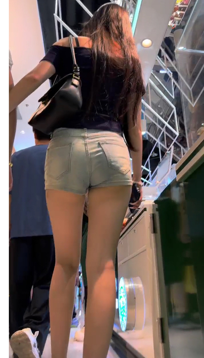 【视频】一个娉婷袅娜的气质热裤长腿御姐[XS-KP8Y]