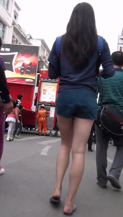 【视频】街拍水灵秀气的风尚清雅穿扮长腿靓女[AS-B2O7]
