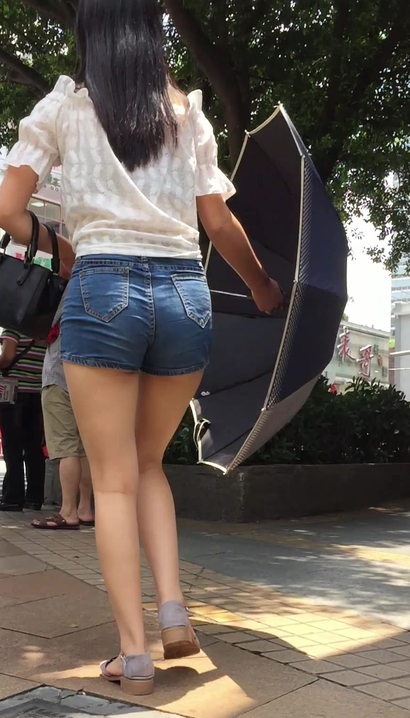 【视频】一位美撼凡尘的性感清雅装束紧臀美女[RV-775B]